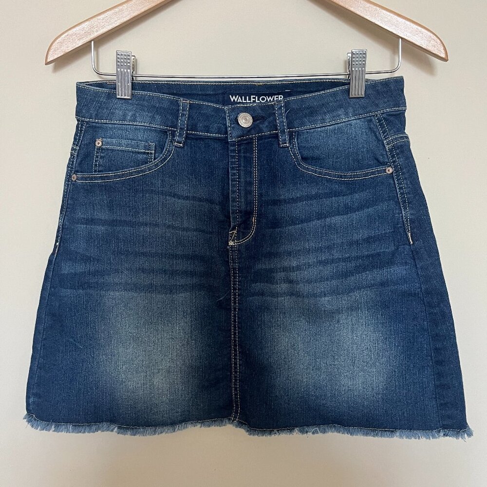 Wallflower Denim Mini Skirt Raw Fringe Hem Jean Blue A-Line Y2K Indie Junior's 7